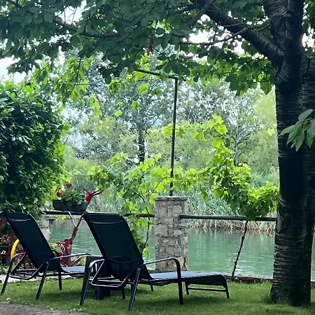 Odmor Uz Trebisnjicu דירה