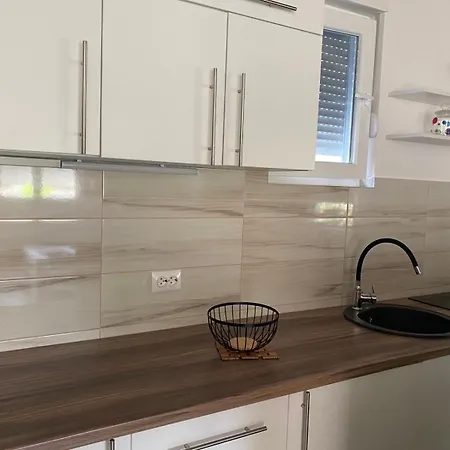 Odmor Uz Trebisnjicu Τρέμπινιε