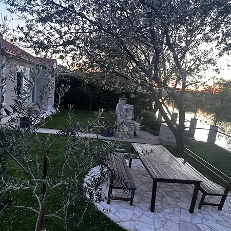 Odmor Uz Trebisnjicu *